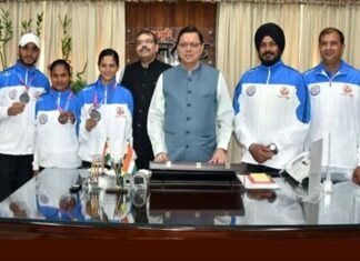 मुख्यमंत्री पुष्कर धामी ने किया 36 वें नेशनल गेम्स के मेडल विजेता एथलेटिक्स को सम्मानित