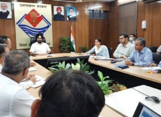 उत्तराखण्ड के पर्वतीय क्षेत्रों में स्वास्थ्य के क्षेत्र में टेलीमेडिसिन सेवा लोगों के जीवन को बचाने में महत्वपूर्ण भूमिका अदा करेगी-मुख्य सचिव