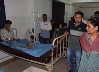 विधानसभा अध्यक्ष ने कोटद्वार बेस अस्पताल में बीरोंखाल बस हादसे के घायलों का जाना हाल,डॉक्टरों को दिए उचित निर्देश