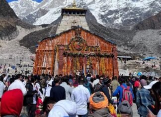 चारधाम यात्रा-2022 ने स्थापित किए रिकॉर्ड तोड़ नए कीर्तिमान-घोड़ा-खच्चर,हेली और डंडी-कंडी से किया 211 करोड़ का कारोबार