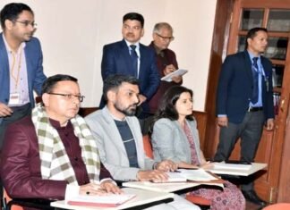 श्रोता के रूप में सीएम धामी पहुँचे सशक्त उत्तराखंड@चिंतन शिविर में गम्भीरता से देखा व सुना अधिकारियों व विशेषज्ञों का विचार-विमर्श