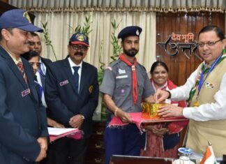 भारत स्काउट एवं गाइड की स्थापना दिवस के अवसर पर भारत स्काउट एवं गाइड के प्रतिनिधि दल ने सीएम धामी से की भेंट