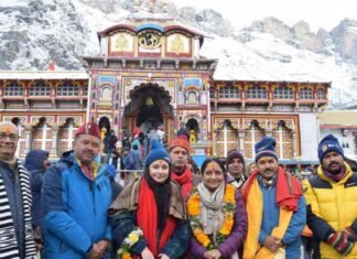 बर्फबारी के बीच भगवान बद्रीविशाल के दर्शन को पहुंची विधानसभा अध्यक्ष,माणा गांव का भी किया भ्रमण