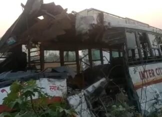 उधमसिंह नगर के सितारगंज में स्कूल बस पलटने से 2 लोगों की मौत,सीएम धामी ने व्यक्त किया शोक