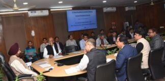 उत्तराखंडः-मुख्य सचिव की अध्यक्षता में हुई स्टेट ब्रॉडबैंड कमेटी की बैठक,प्रदेश में नेटवर्क की 100 प्रतिशत कवरेज उपलब्ध कराए जाने के दिए निर्देश