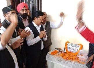 उत्तराखंड कांग्रेस ने राज्यभर में गोष्ठी एवं पद यात्राओं का आयोजन कर मनाया राज्य स्थापना दिवस,कांग्रेस प्रदेश अध्यक्ष ने शहीद स्थल पहुंच कर दी शहीदों का श्रद्धांजलि