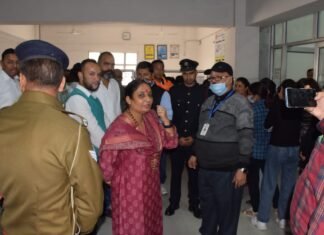 उत्तराखंड विधानसभा अध्यक्ष ऋतु खंडूडी ने बेस अस्पताल कोटद्वार का किया औचक निरीक्षण,दिए आवश्यक सुझाव