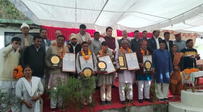 टिहरी के भिलंगना ब्लॉक में धूमधाम से मनाई गई समाजसेवी स्व.बिहारी लाल की द्वितीय जयंती