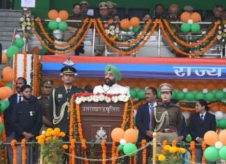 उत्तराखण्ड राज्य स्थापना दिवस पर राज्यपाल लेफ्टिनेंट जनरल गुरमीत सिंह,सीएम धामी पुलिस लाईन में आयोजित कार्यक्रम में हुए शामिल,NSA अजीत डोभाल सहित पांच विभूतियां उत्तराखंड गौरव सम्मान से सम्मानित