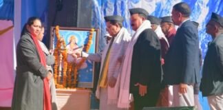 मुख्यमंत्री पुष्कर धामी ने किया मुनस्यारी महोत्सव 2022 का शुभारंभ,महोत्सव के लिये 8 लाख रूपये की धनराशि की घोषणा