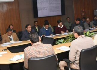 मुख्य सचिव ने ली राज्य स्तरीय गंगा समिति की बैठक,गंगा किनारे बसे शहरों में सेप्टेज मैनेजमेंट की तत्काल कार्यवाही सुनिश्चित करने के दिए निर्देश