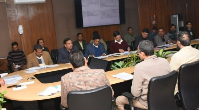 मुख्य सचिव ने ली राज्य स्तरीय गंगा समिति की बैठक,गंगा किनारे बसे शहरों में सेप्टेज मैनेजमेंट की तत्काल कार्यवाही सुनिश्चित करने के दिए निर्देश