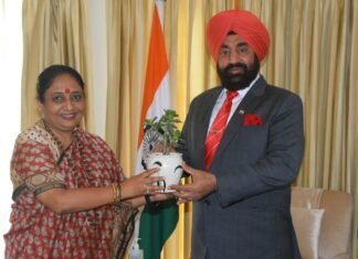 विधानसभा अध्यक्ष ऋतु खंडूड़ी ने विधानसभा के शीतकालीन सत्र के समापन के बाद,राज्यपाल लेफ्टिनेंट जनरल गुरमीत सिंह से की शिष्टाचार भेंट