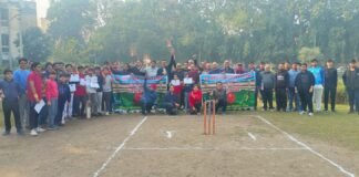 विश्व मानवाधिकार दिवस पर नोएडा के जलवायु विहार में किया गया सामुदायिक क्रिकेट टूर्नामेंट का आयोजन