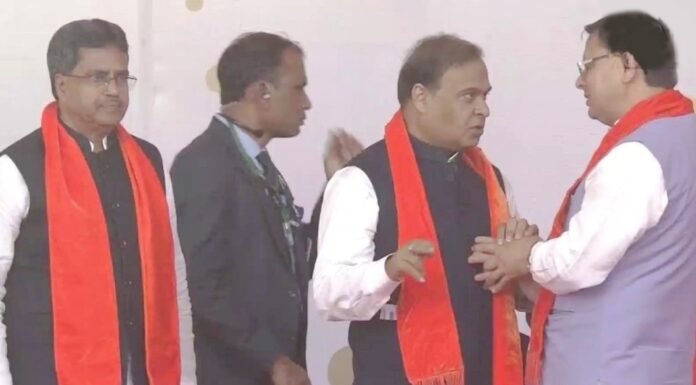 गुजरात में भूपेंद्र पटेल दूसरी बार बने मुख्यमंत्री,शपथ ग्रहण समारोह में शामिल हुए सीएम धामी,उत्तराखंड की जनता की ओर से दी बधाई