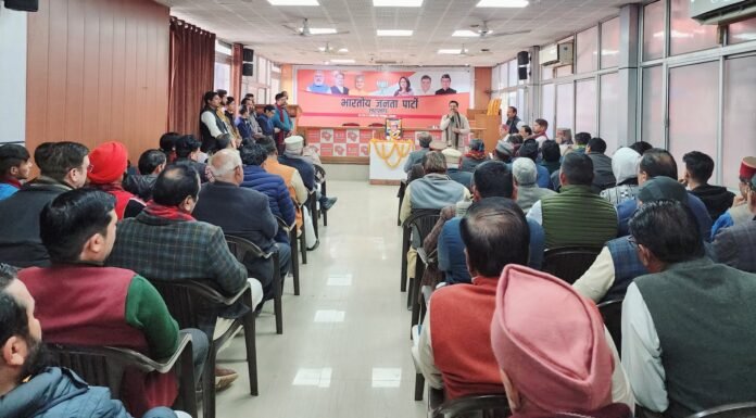 उत्तराखंडः-भाजपा मुख्यालय में संस्थापक सदस्य एवं वरिष्ठ नेता स्वर्गीय देवेंद्र शास्त्री की पुण्यतिथि पर दी गयी श्रद्धांजलि