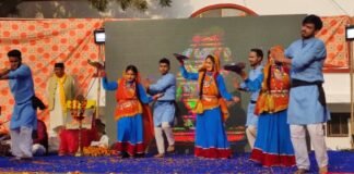 दिल्ली के न्यू अशोक नगर में श्रीगुरु माणिक नाथ सर्वजन कल्याण समिति के तत्वावधान में उत्तरायणी-मकरैणी पर भव्य सांस्कृतिक कार्यक्रम आयोजन