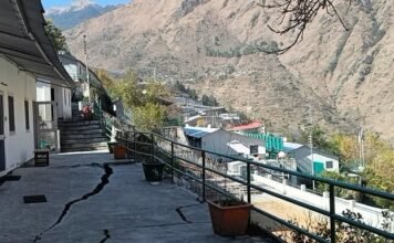Joshimath Sinking:-हिमालय को समग्रता में समझे जाने की आवश्यकता