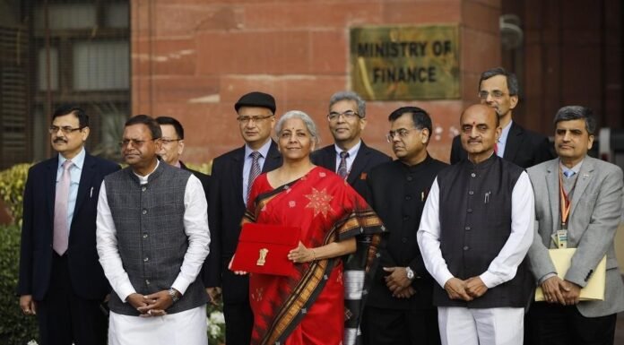 Budget 2023-24:-आम बजट में अपने लिए संभावनाएं तलाश रहा है उत्तराखंड,सीएम धामी ने कहा-बजट अमृत काल का सर्वस्पर्शी एवं समावेशी,कांग्रेस ने कहा आम आदमी के हितों के खिलाफ मंहगाई और बेरोजगारी बढ़ाने वाला बजट