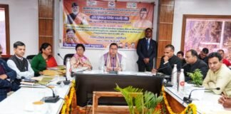 मुख्यमंत्री पुष्कर धामी ने अधिकारियों को दिए सख्त निर्देश कहा-जन समस्याओं के त्वरित निस्तारण के लिए अधिकारी ग्राम चौपाल एवं तहसील दिवस का नियमित करें आयोजन