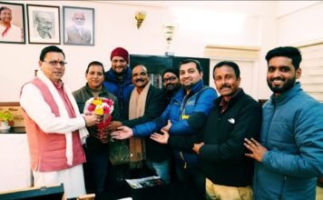 उत्तराखंडः-मानसखंड झांकी को देश में प्रथम स्थान प्राप्त होने पर पत्रकारों के प्रतिनिधिमंडल ने सीएम धामी से मुलाकात कर दी बधाई