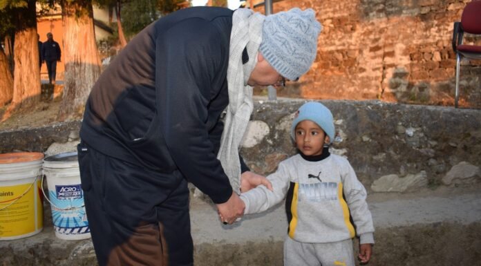 चंपावत दौरे पर सीएम धामी मॉर्निंग वॉक पर विकास कार्यों पर लिया आमजन का फीडबैक,युवाओं का किया उत्साहवर्धन