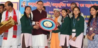 खटीमा में अनुसूचित जाति एवं अनुसूचित जनजाति महासम्मेलन में शामिल हुए सीएम धामी कहा-जनजातीय समाज का राष्ट्रनिर्माण में है बड़ा योगदान