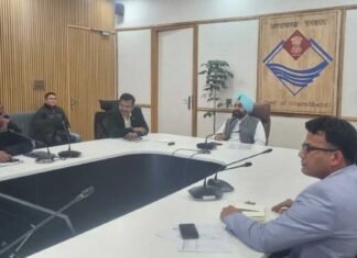 उत्तराखंड में नदियों को बचाने के लिए बनाए जाएंगे चेक डैम मुख्य सचिव ने अधिकारियों को दिए जरूरी निर्देश