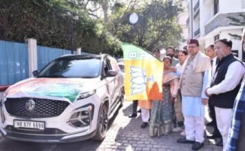 भाजपा उत्तराखंड प्रकोष्ठ,फरीदाबाद व हरियाणा प्रोग्रेसिव स्कूल कांफ्रेंस सहित अन्य संस्थाओं जोशीमठ आपदा पीड़ितों के लिए प्रदान की राहत सामग्री,सीएम धामी ने वाहनों को किया रवाना