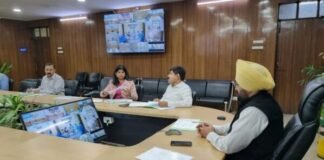 उत्तराखंडः-मुख्य सचिव ने मुख्यमंत्री सौर स्वरोजगार योजना से जुड़े उद्यमियों से वीडियो कॉन्फ्रेंसिंग के माध्यम से की वार्ता