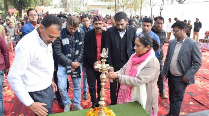 विधानसभा अध्यक्ष रितु खंडूरी भूषण ने किया जिला पौड़ी प्रशासन द्वारा आयोजित तीन दिवसीय कोटद्वार बर्ड फेस्टिवल का शुभारंभ