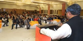 देहरादून में आयोजित प्रबुद्ध सम्मेलन बोले पूर्व केंद्रीय मंत्री रविशंकर प्रसाद-देश के विकास मे लग रहा है करदाताओं के टैक्स की पाई पाई