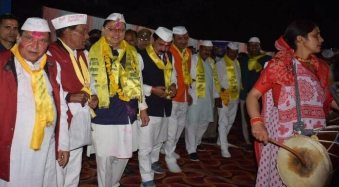 मुख्यमंत्री पुष्कर धामी ने चंपावत के बनबसा एवं टनकपुर में आयोजित होली मिलन समारोह में किया प्रतिभाग