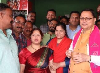 मुख्यमंत्री पुष्कर सिंह धामी ने टनकपुर में जाना क्षेत्रीय जनता का हाल-चाल