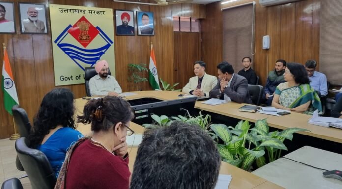 Char Dham Yatra:-चारधाम यात्रा के दौरान स्वास्थ्य सेवा प्रणाली के सुदृढ़ीकरण के संबंध में मुख्य सचिव ने ली बैठक,रजिस्ट्रेशन के दौरान ही मेडिकल हिस्ट्री की जानकारी लेने के दिए निर्देश
