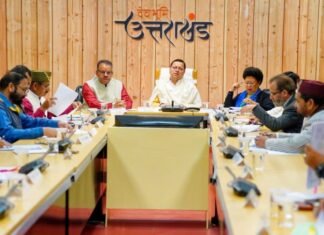 उत्तराखंडः-चारधाम यात्रा को व्यवस्थित ढंग से संचालित करने के लिए सीएम धामी ने पर्यटन,पुलिस एवं जिलाधिकारियों के साथ की बैठक,दिए जरूरी निर्देश