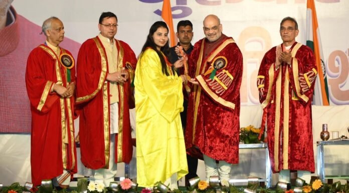 Haridwar:-गुरूकुल कांगड़ी विश्वविद्यालय के 113वें दीक्षांत समारोह में पहुंचे केन्द्रीय गृह मंत्री अमित शाह,छात्रों को प्रदान की पी.एच.डी की उपाधि