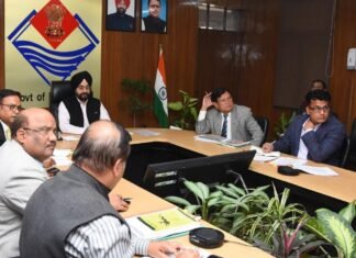 उत्तराखंड में ईको टूरिज्म को बढ़ावा देने को लेकर मुख्य सचिव ने क जिलाधिकारियों एवं डीएफओ के साथ की बैठक दिए जरूरी निर्देश