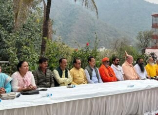 ऋषिकेशः-श्रीराम गौधाम सेवा समिति ने की पत्रकार वार्ता,मंगलवार से शुरू होने वाली गौ बचाओं अभियान के बारे में कराया अवगत