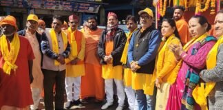 गौ यात्राः-गौ माता के जयकारों से गूंजा श्रीनगर,ग्रामीणों ने किया गौ संरक्षण यात्रा का जोरदार स्वागत