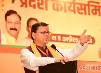 मुख्यमंत्री पुष्कर धामी ने रुड़की में भाजपा किसान मोर्चा उत्तराखण्ड की प्रदेश कार्यसमिति के समापन सत्र में किया प्रतिभाग,शोभा यात्रा को हरी झंडी दिखाकर किया रवाना