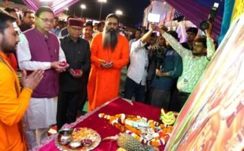 Uttarakhand:-दिव्य ज्योति जागृति संस्थान द्वारा आयोजित श्रीमद् देवी भागवत ज्ञान यज्ञ में शामिल हुए सीएम धामी कहा-भगवत कृपा से ही मनुष्य को मिलता है कथा श्रवण का अवसर