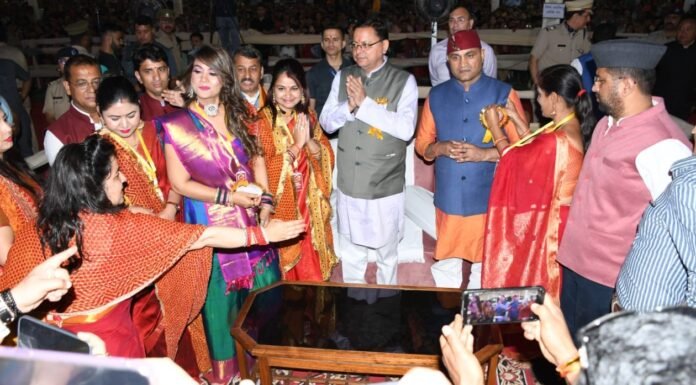 Uttarakhand:-हल्द्वानी में कुमाऊं द्वार महोत्सव में शामिल हुए सीएम धामी कहा-राज्य को पर्यटन एवं सांस्कृतिक विरासत को वैश्विक पहचान दिलाने के हो प्रयास