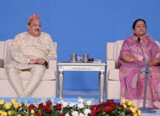 दिल्ली में आध्यात्मिक विभूति माताश्री राजेश्वरी देवी की जयंती पर आयोजित जनकल्याण सत्संग समारोह संपन्न,उमड़ा भक्तों का सैलाब,माताश्री मंगला जी ने कहा-माताश्री राजेश्वरी देवी ने ज्ञान से बदला लाखों लोगों का जीवन