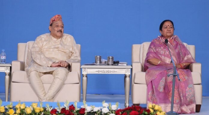 दिल्ली में आध्यात्मिक विभूति माताश्री राजेश्वरी देवी की जयंती पर आयोजित जनकल्याण सत्संग समारोह संपन्न,उमड़ा भक्तों का सैलाब,माताश्री मंगला जी ने कहा-माताश्री राजेश्वरी देवी ने ज्ञान से बदला लाखों लोगों का जीवन