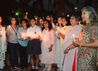 Noida:-गौतम बुद्ध नगर शहीद स्मारक पर मनाया गया 22वां समर्पण दिवस,शहीदों के परिजनों के दी श्रद्धांजलि