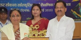 Uttarakhand:-विधानसभा अध्यक्ष गढ़वाल विश्वविद्यालय श्रीनगर में स्व.कैप्टन विजयपाल सिंह नेगी की स्मृति में आयोजित दो दिवसीय अंतर संकाय सांस्कृतिक एवं शैक्षणिक प्रतियोगिता कार्यक्रम में हुई शामिल