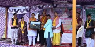 मुख्यमंत्री पुष्कर धामी ने टिहरी में घण्टाकर्ण मंदिर गजा पहुंचकर घण्टाकर्ण देवता के दर्शन एवं विधिवत् पूजा अर्चना कर लिया आशीर्वाद,विश्राम गृह निर्माण कार्य का किया शिलान्यास