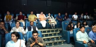 Uttarakhand:-मुख्यमंत्री पुष्कर सिंह धामी ने देखी केरल स्टोरी फिल्म