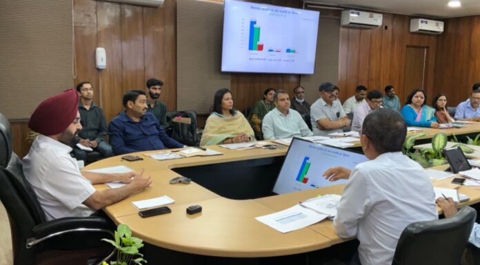 Uttarakhand:-मुख्य सचिव की अध्यक्षता में हुई राज्य सड़क सुरक्षा कोष प्रबंधन समिति की बैठक,अधिकारियों को सड़क सुरक्षा कार्यों को समय से पूर्ण करने के दिए निर्देश
